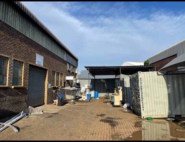 INDUSTRIAL PROPERTY TO RENT IN HENNOPSPARK